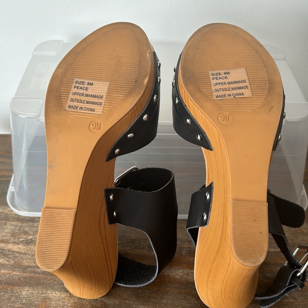Coconuts by Matisse Peace Black Double Buckle Platform Wedge Sandal 9 - Picture 6 of 6